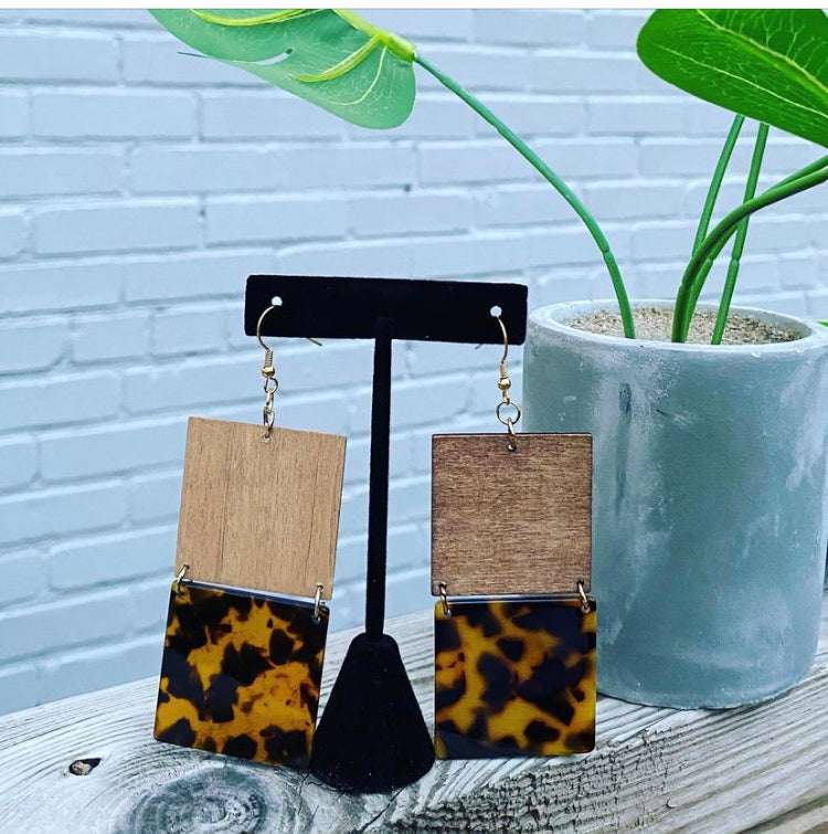 Brown and wood earrings